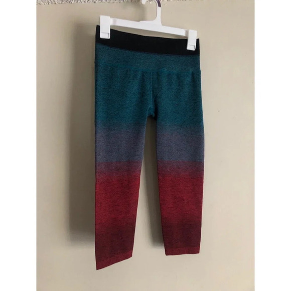 Athleta Relay Capri Leggings - Picture 1 of 8